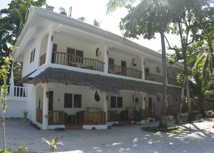 Evolution Dive And Beach Resort